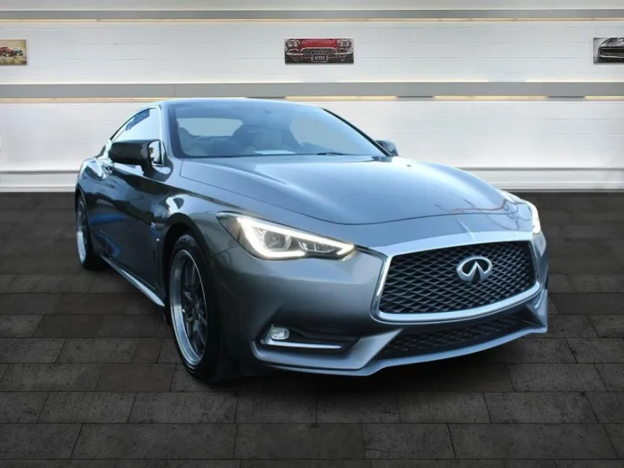 2017 Infiniti Q60 3.0t Premium photo 1