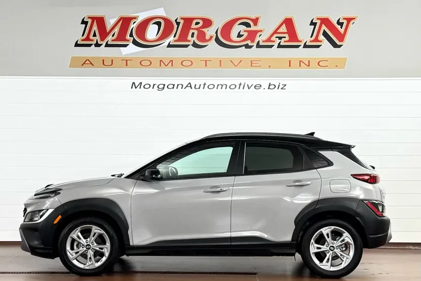 2023 Hyundai Kona SEL photo 1