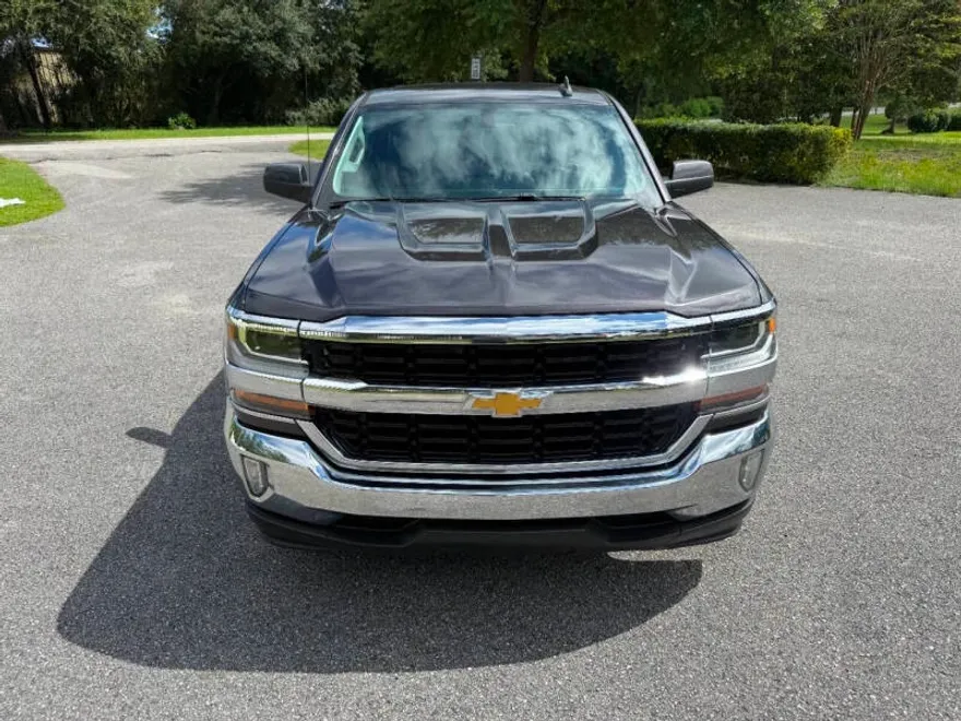 2016 Chevrolet Silverado 1500 LT photo 1