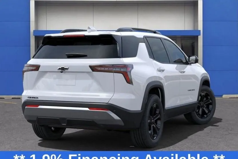 2026 Chevrolet Equinox LT photo 1