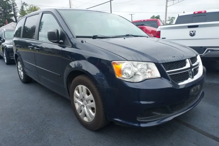 2016 Dodge Grand Caravan SE photo 1