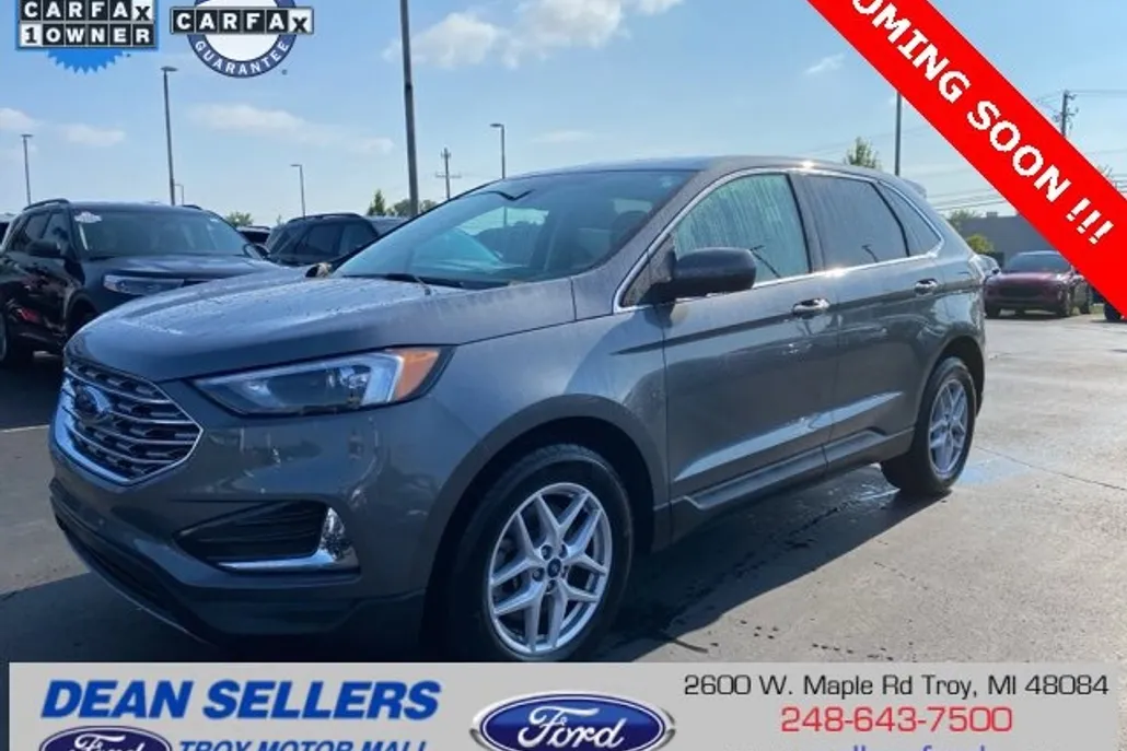 2022 Ford Edge SEL photo 1