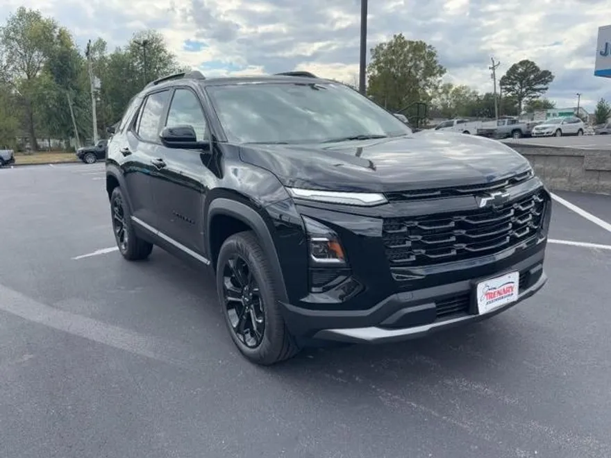 2026 Chevrolet Equinox LT photo 1