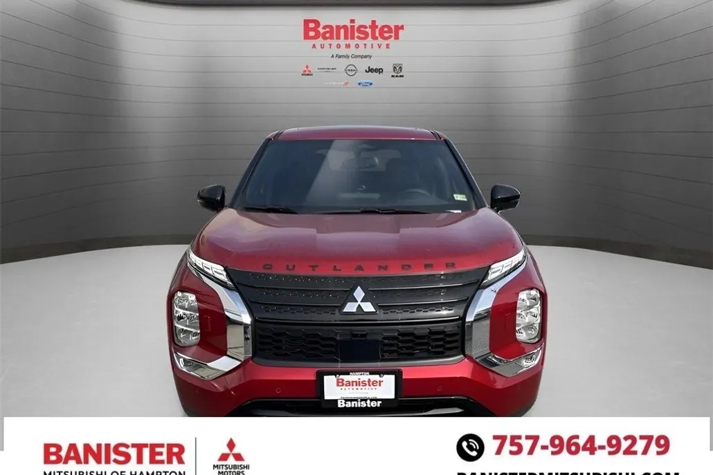 2023 Mitsubishi Outlander PHEV SE photo 1