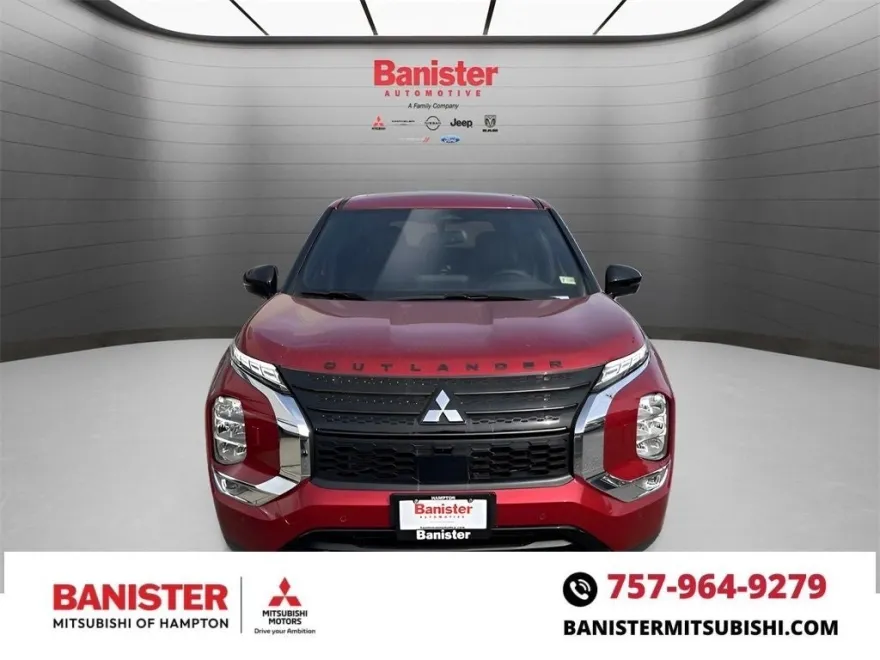 2023 Mitsubishi Outlander PHEV SE photo 1