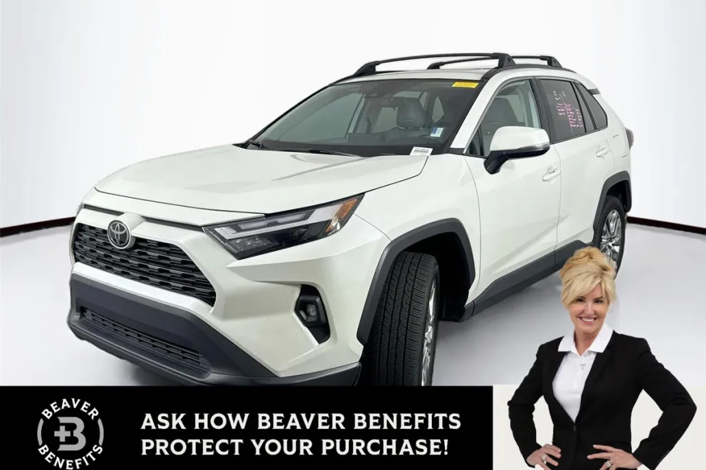 2022 Toyota RAV4 XLE Premium photo 1