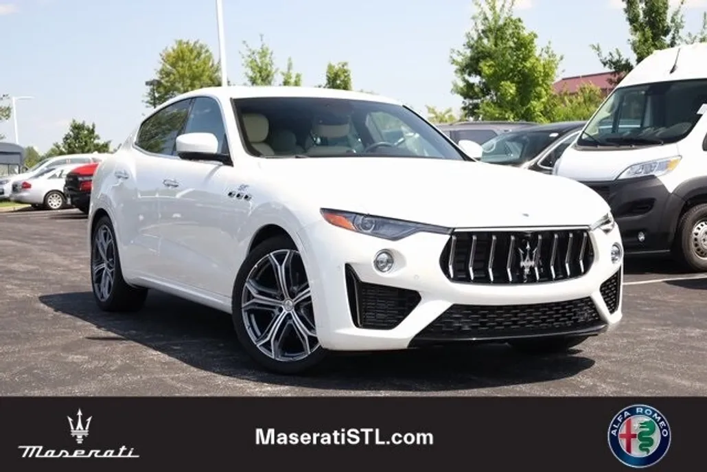2022 Maserati Levante GT photo 1