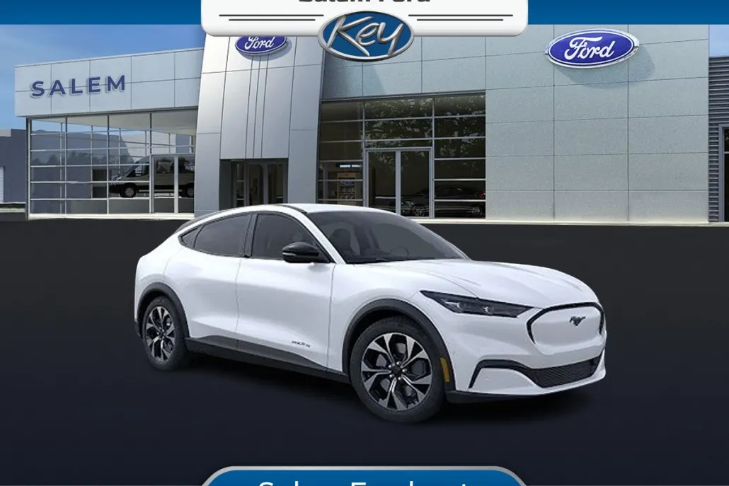 2025 Ford Mustang Mach-E Select photo 1