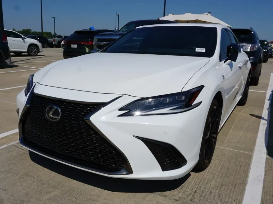 2023 Lexus ES F SPORT Handling photo 1