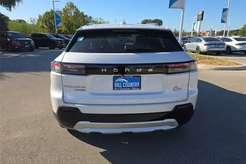 2024 Honda Prologue Touring photo 1