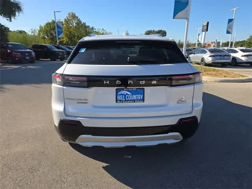 2024 Honda Prologue Touring photo 1