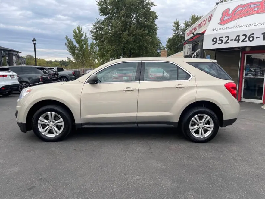 2012 Chevrolet Equinox LS photo 1