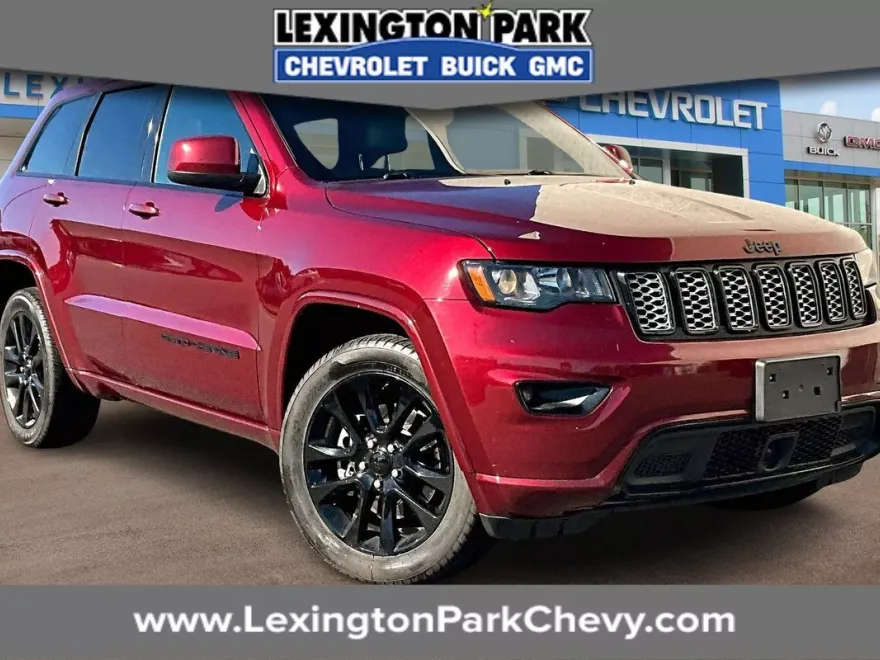 2021 Jeep Grand Cherokee Laredo X photo 1