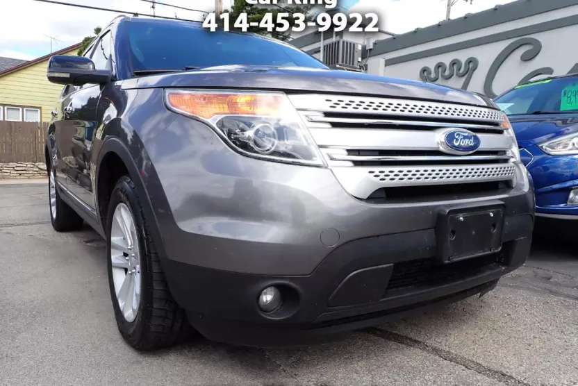 2012 Ford Explorer XLT photo 1