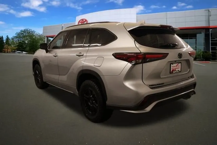 2024 Toyota Highlander XSE photo 1