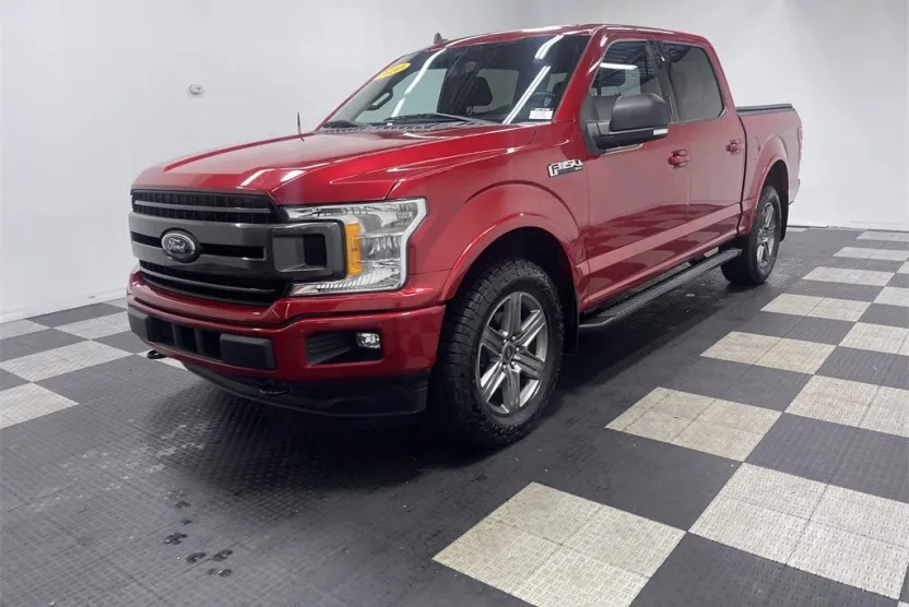 2020 Ford F-150 XLT photo 1