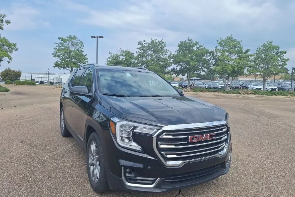 2024 Gmc Terrain SLT photo 1