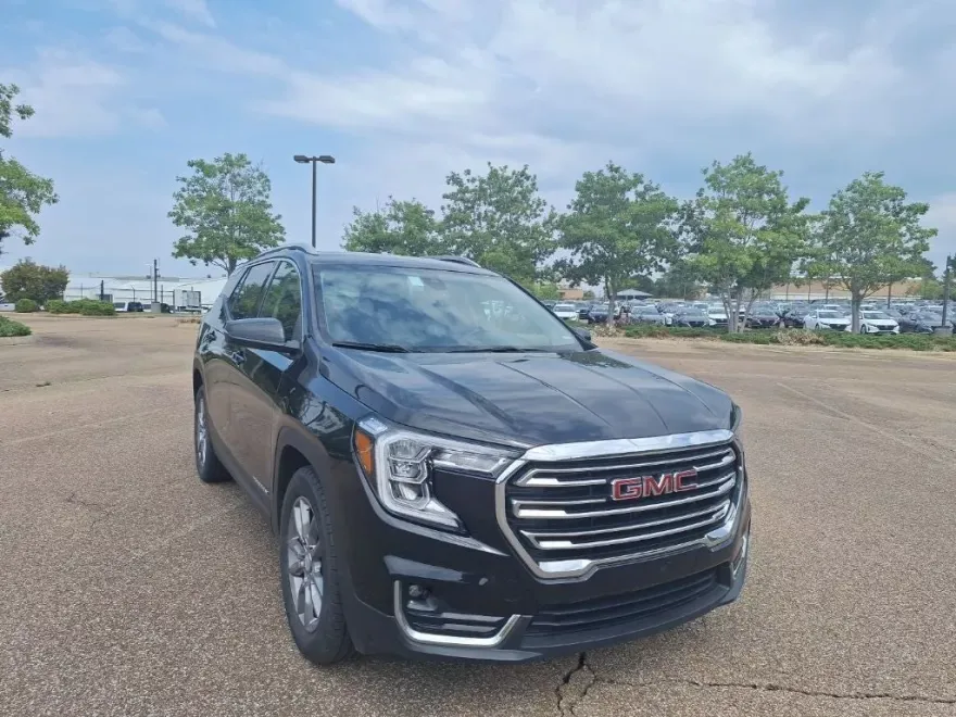 2024 Gmc Terrain SLT photo 1