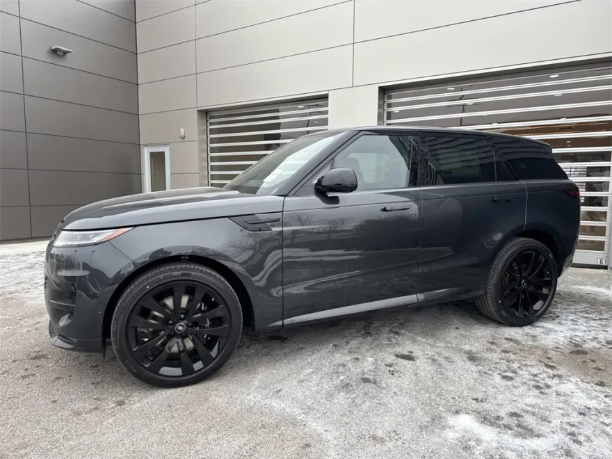 2025 Land Rover Range Rover Sport SE photo 1