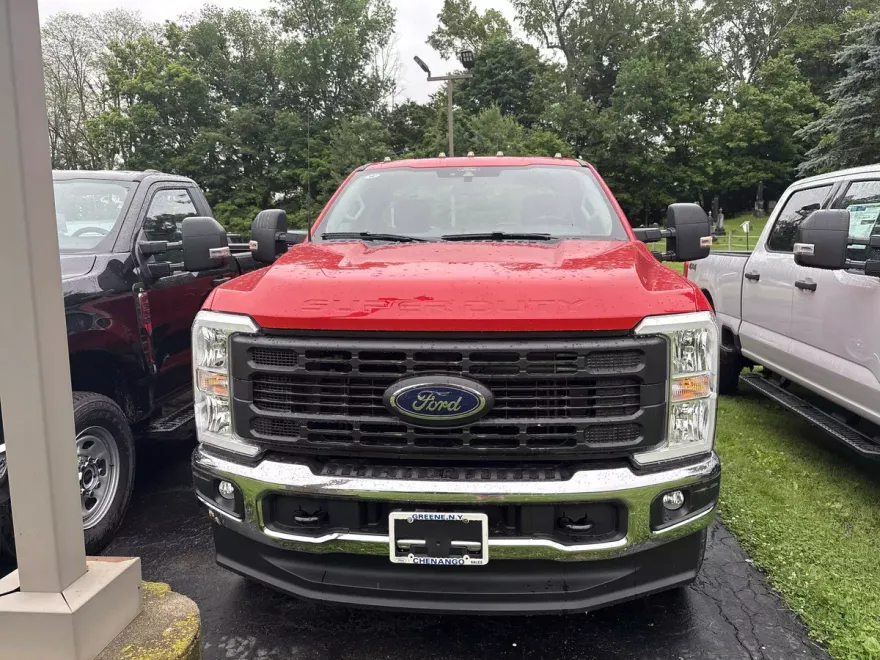 2025 Ford F-350 XL photo 1