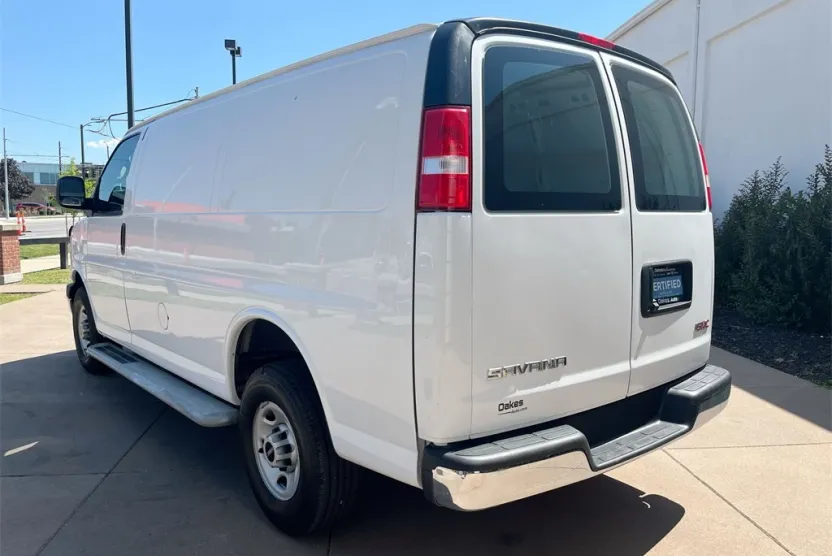 2024 Gmc Savana 2500 Cargo photo 1