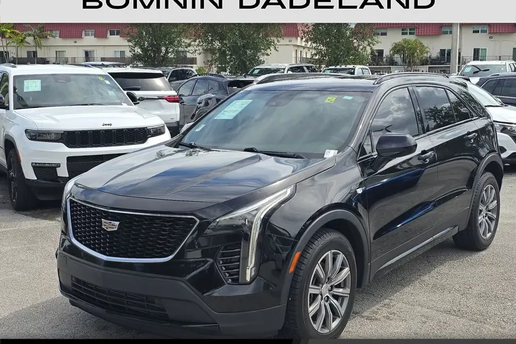 2020 Cadillac XT4 Sport photo 1