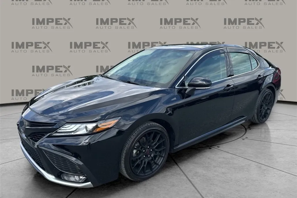 2023 Toyota Camry XSE photo 1