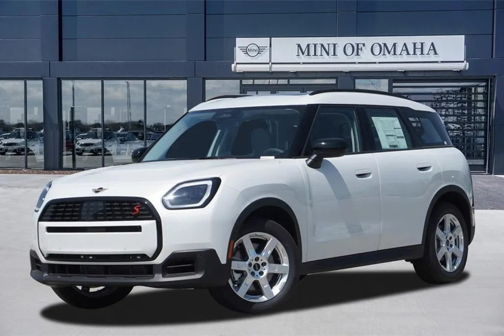 2025 Mini Countryman ALL4 photo 1