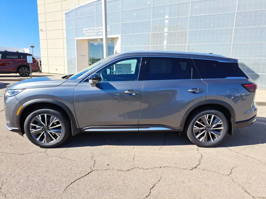 2026 Infiniti QX60 Luxe photo 1