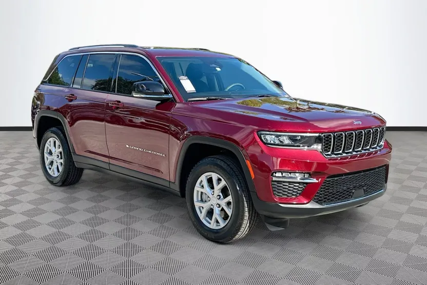 2023 Jeep Grand Cherokee Limited photo 1