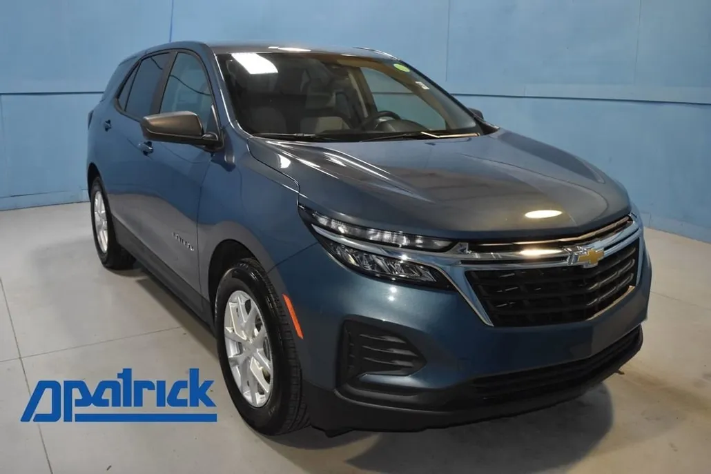 2024 Chevrolet Equinox LS photo 1