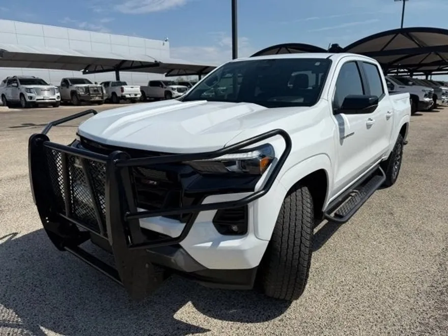 2024 Chevrolet Colorado Z71 photo 1