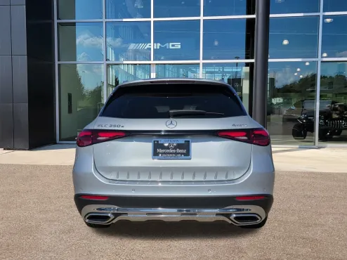 2026 Mercedes Benz GLC 350e 4MATIC photo 4