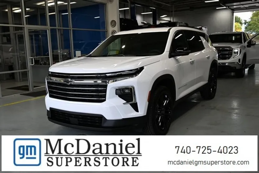 2026 Chevrolet Traverse photo 1