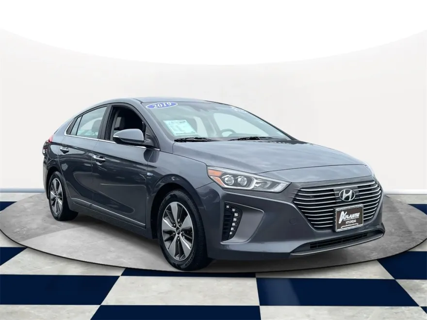 2019 Hyundai Ioniq Plug-In Hybrid photo 1