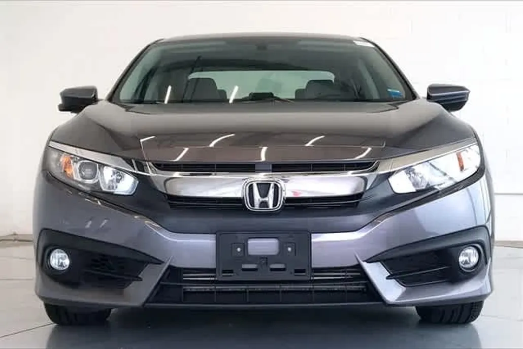2017 Honda Civic EX-T photo 1