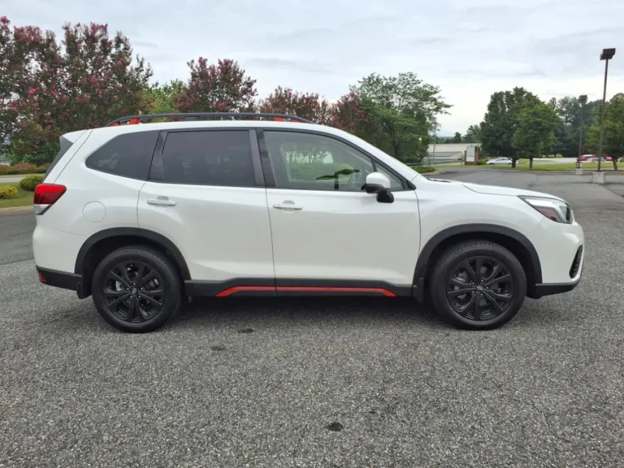 2021 Subaru Forester Sport photo 1