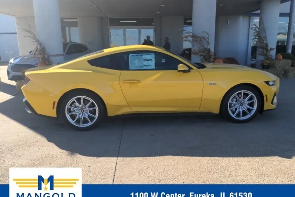 2024 Ford Mustang GT Premium photo 1