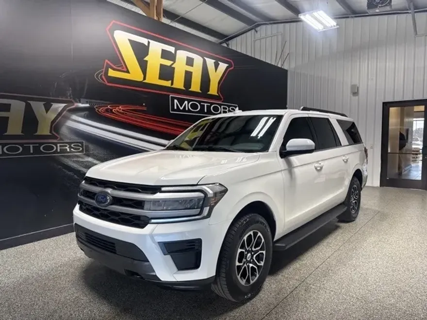 2022 Ford Expedition MAX XLT photo 1