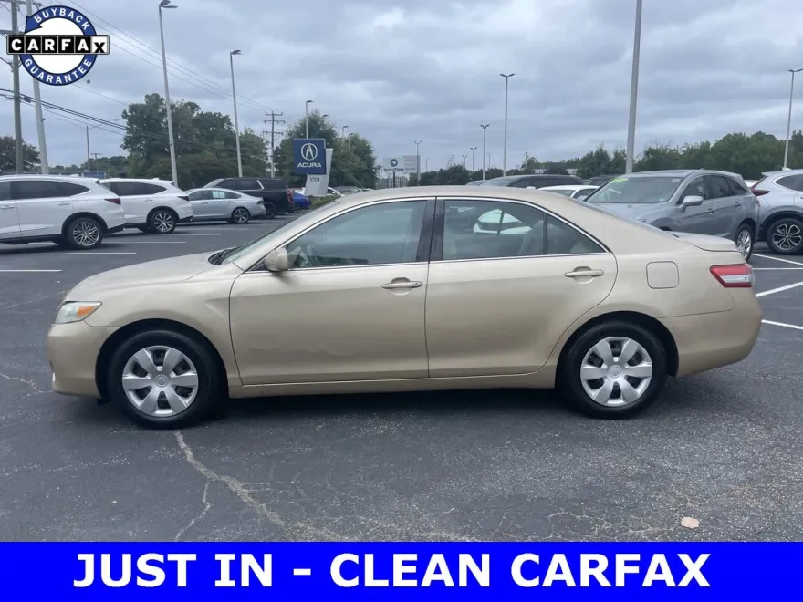2010 Toyota Camry Base photo 1