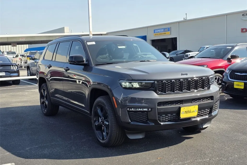 2025 Jeep Grand Cherokee Limited photo 1