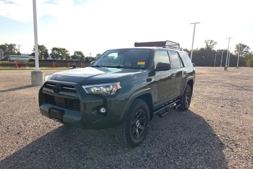 2021 Toyota 4Runner Trail photo 1