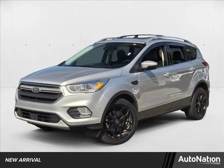 2019 Ford Escape Titanium photo 1