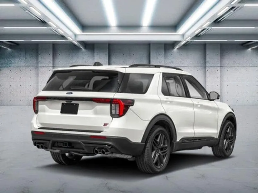2025 Ford Explorer ST photo 1