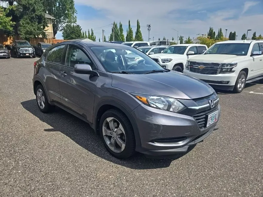 2018 Honda HR-V LX photo 1