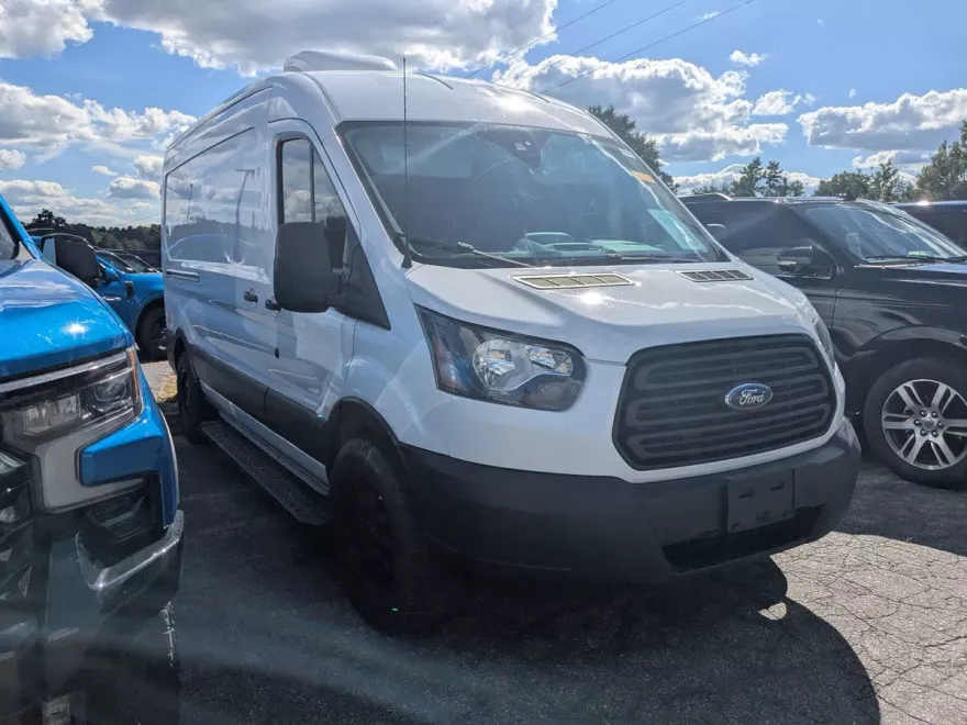 2019 Ford Transit Van photo 1