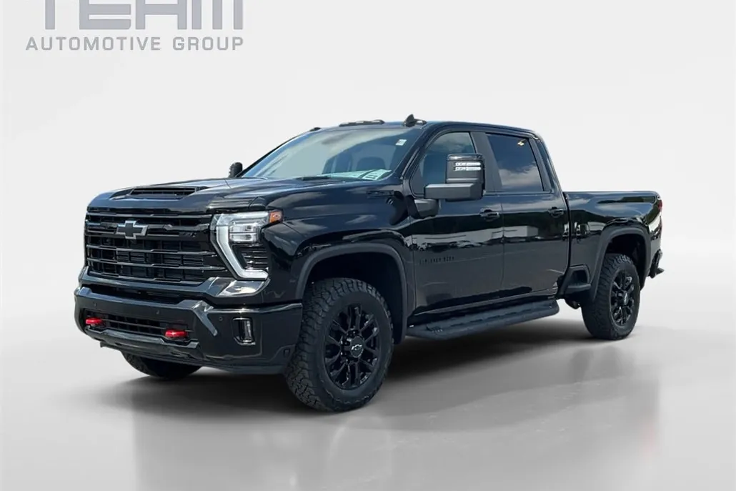 2026 Chevrolet Silverado 2500HD LT photo 1