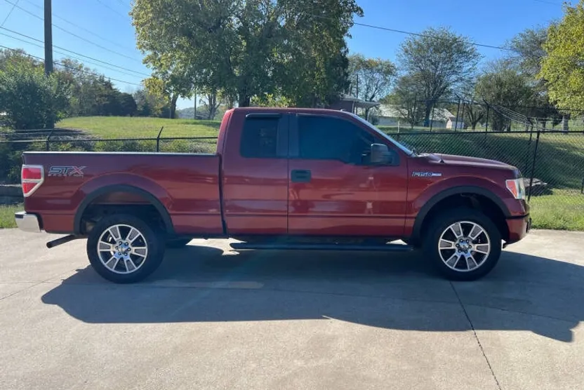 2014 Ford F-150 STX photo 1