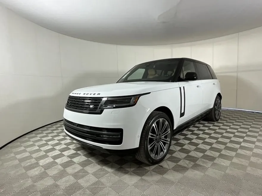 2025 Land Rover Range Rover SE photo 1