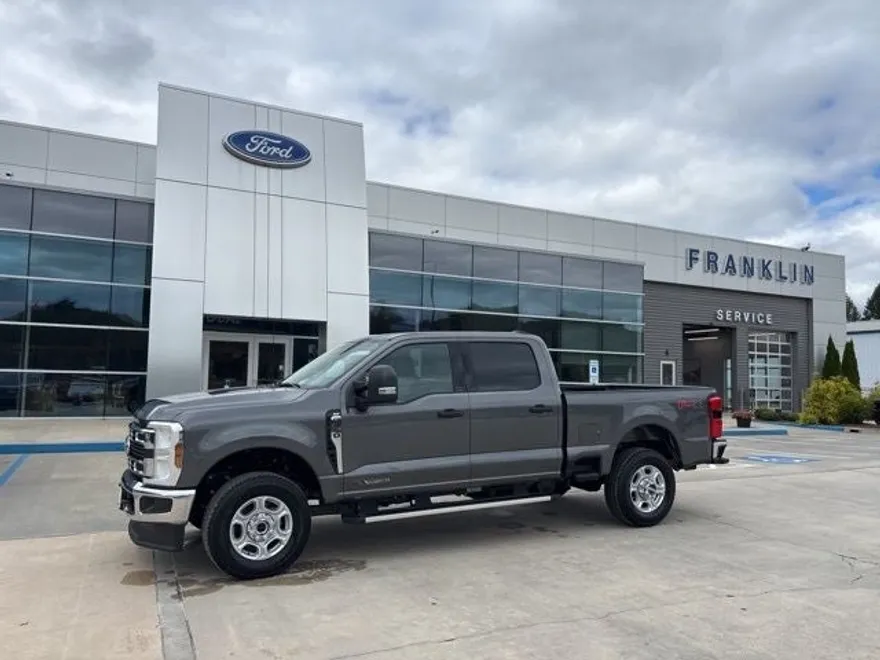 2026 Ford F-350 photo 1